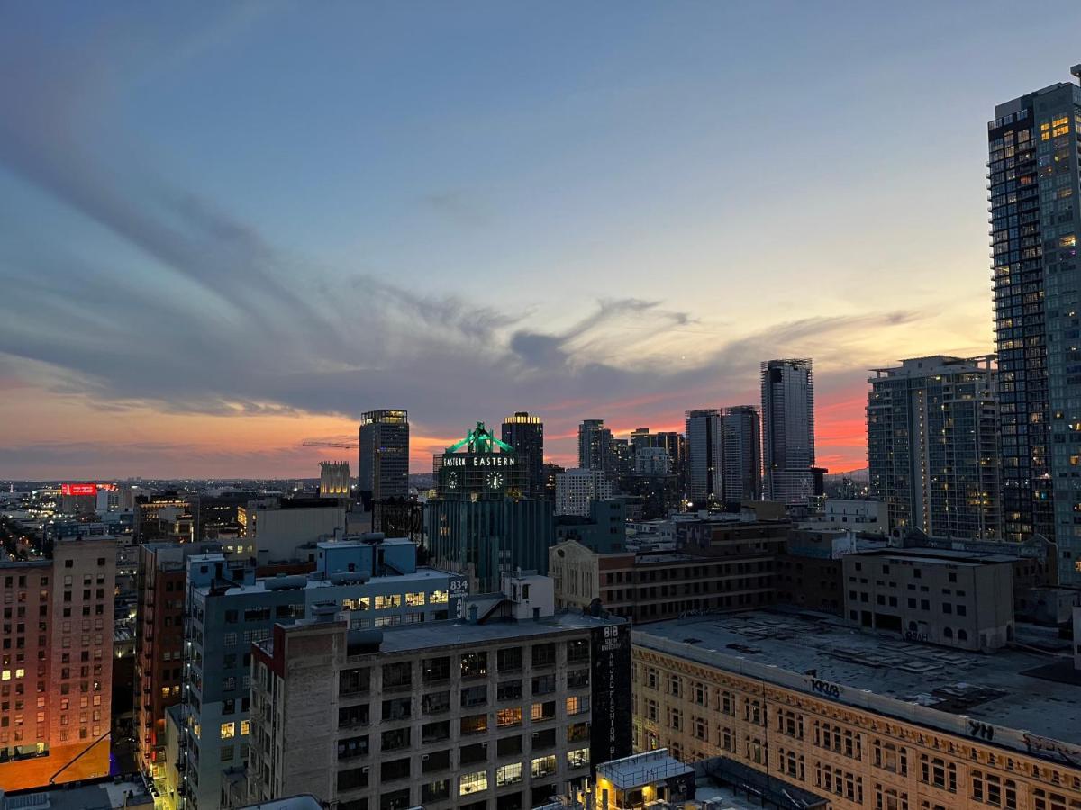 Floor 3 Bed 3 Bath Penthouse Living In Luxury Appartamento Los Angeles