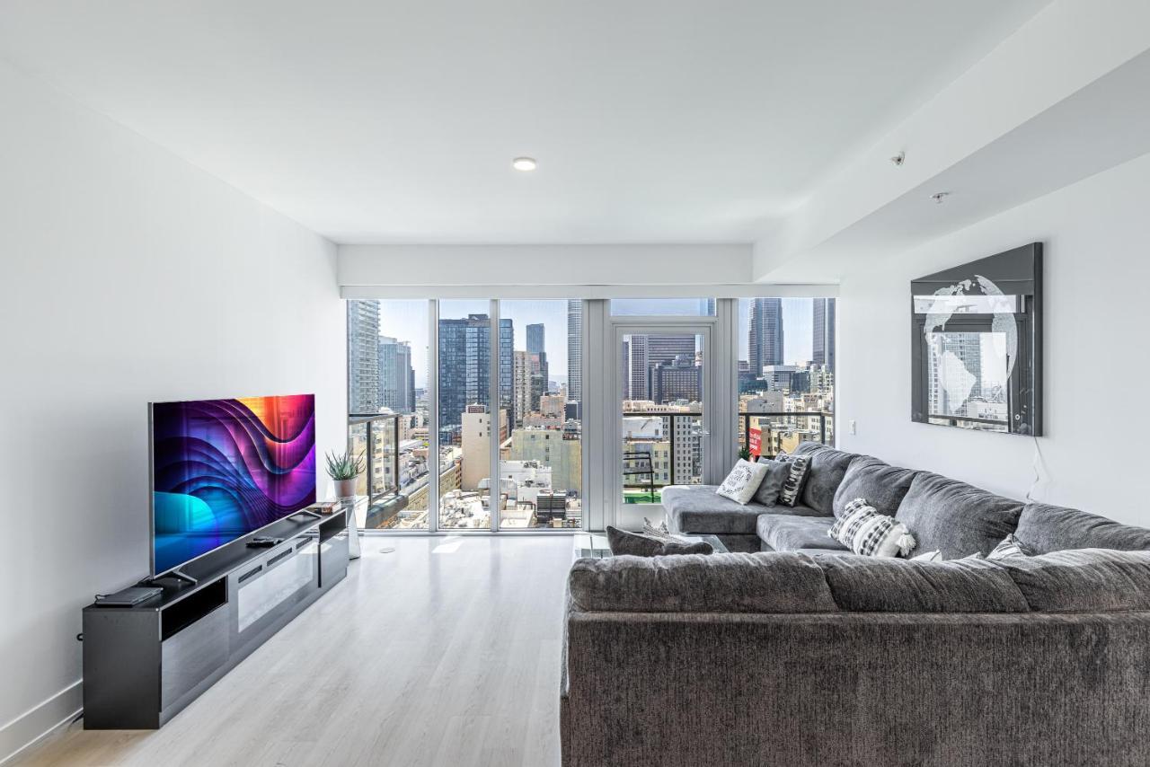 Floor 3 Bed 3 Bath Penthouse Living In Luxury *